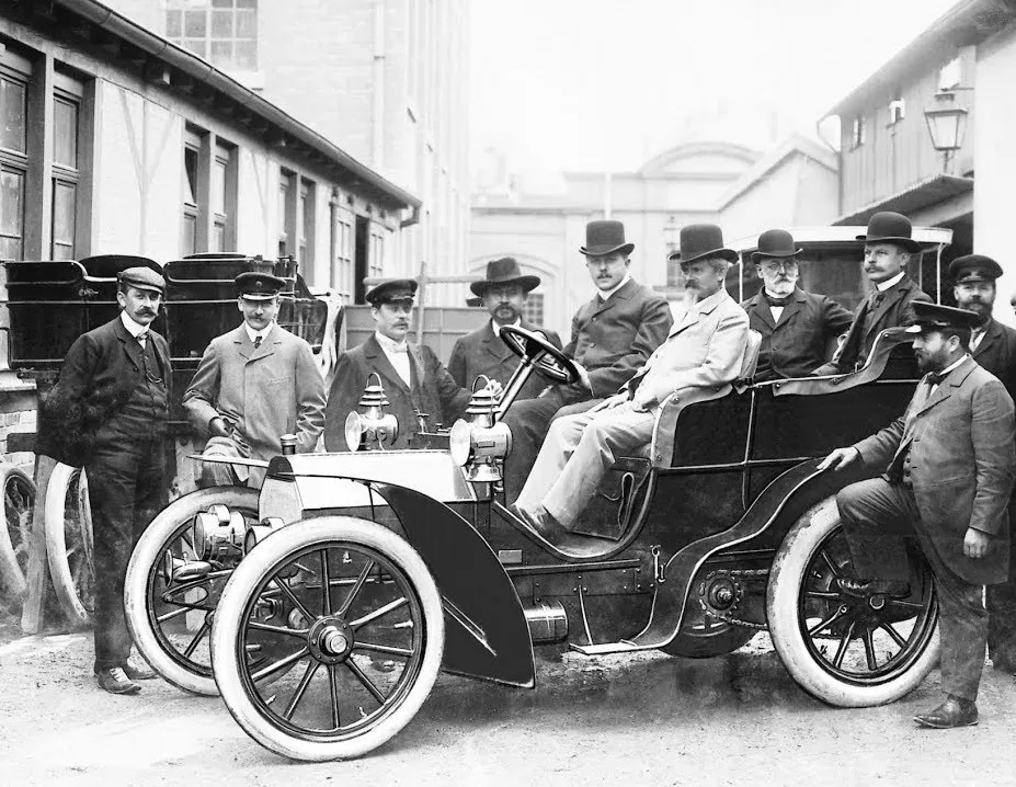 Ο Wilhelm Maybach στη Mercedes το 1903