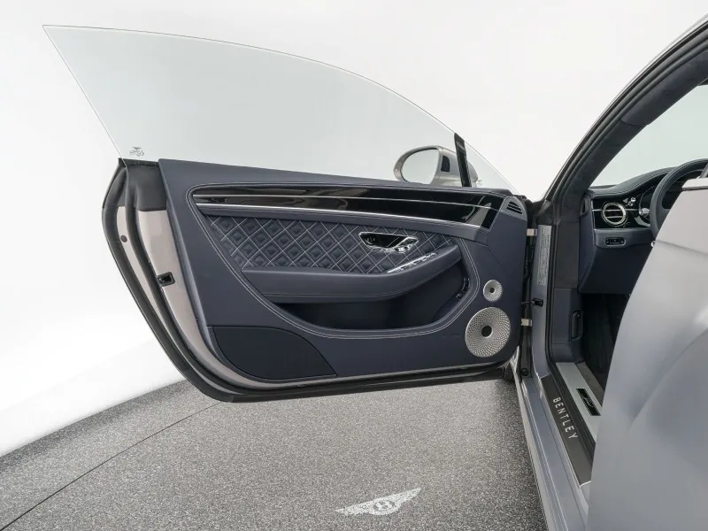 Bentley Continental GT Speed =CeramicBrakes= Carbon/Akrapovic Гаранция Image 5