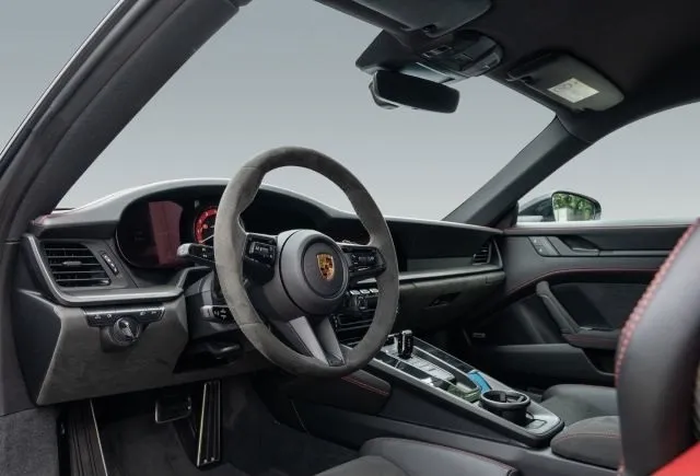 Porsche 911 GTS =Matt Carbon= Panorama Гаранция Image 9